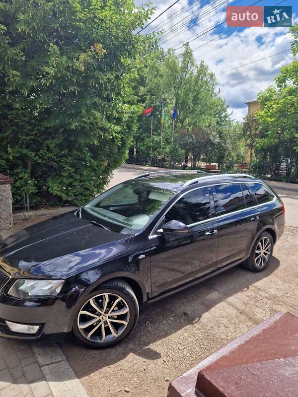 Универсал Skoda Octavia 2015 в Львове фото 6 Универсал Skoda Octavia 2015 в Львове