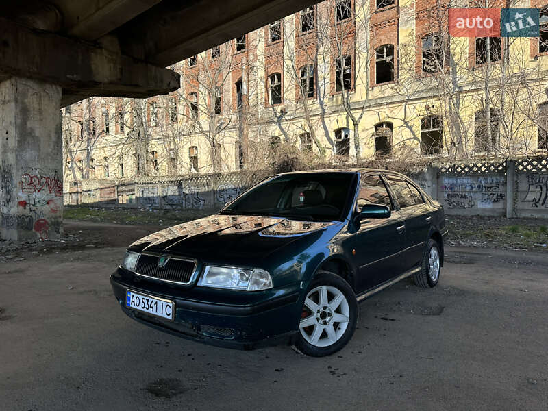 Лифтбек Skoda Octavia 1998 в Мукачево