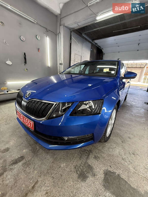 Универсал Skoda Octavia 2019 в Луцке