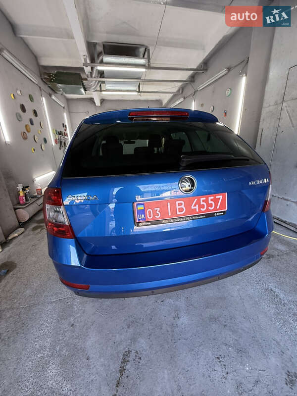Универсал Skoda Octavia 2019 в Луцке