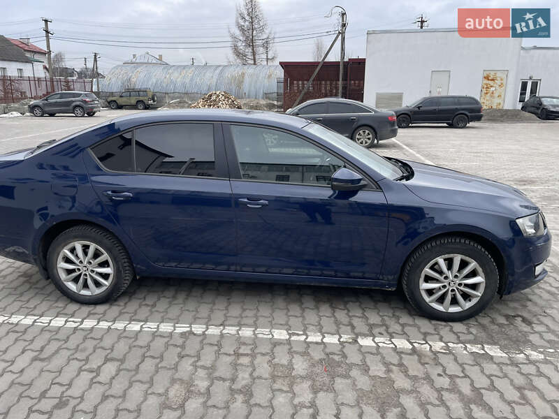 Лифтбек Skoda Octavia 2013 в Львове