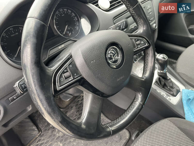 Лифтбек Skoda Octavia 2013 в Львове