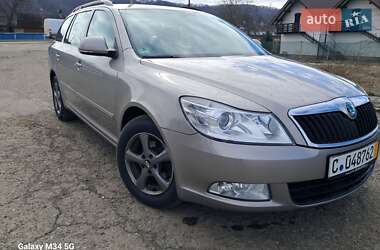Універсал Skoda Octavia 2011 в Вижниці