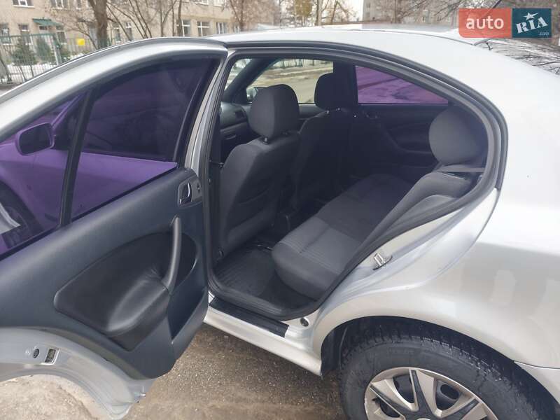 Лифтбек Skoda Octavia 2009 в Харькове