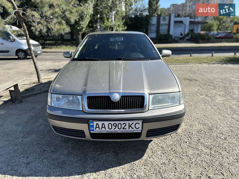 Лифтбек Skoda Octavia 2007 в Ровно