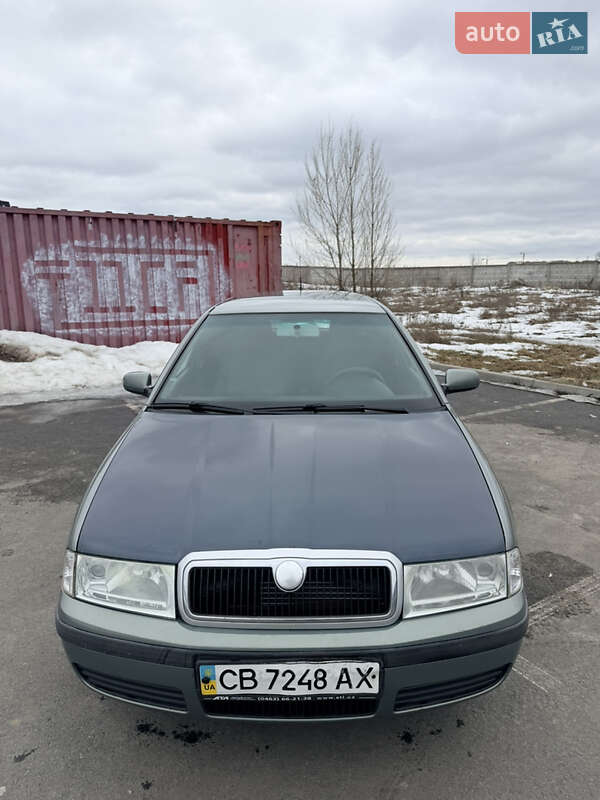 Универсал Skoda Octavia 2002 в Софиевской Борщаговке
