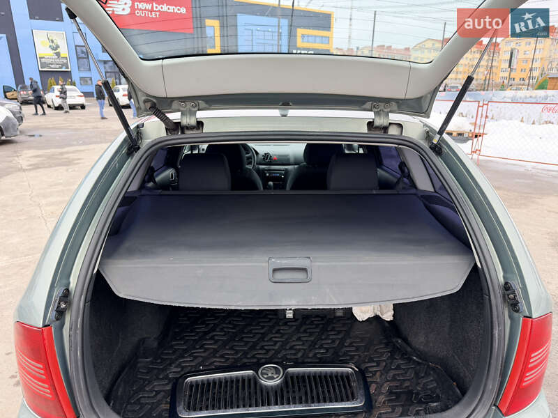 Универсал Skoda Octavia 2002 в Софиевской Борщаговке