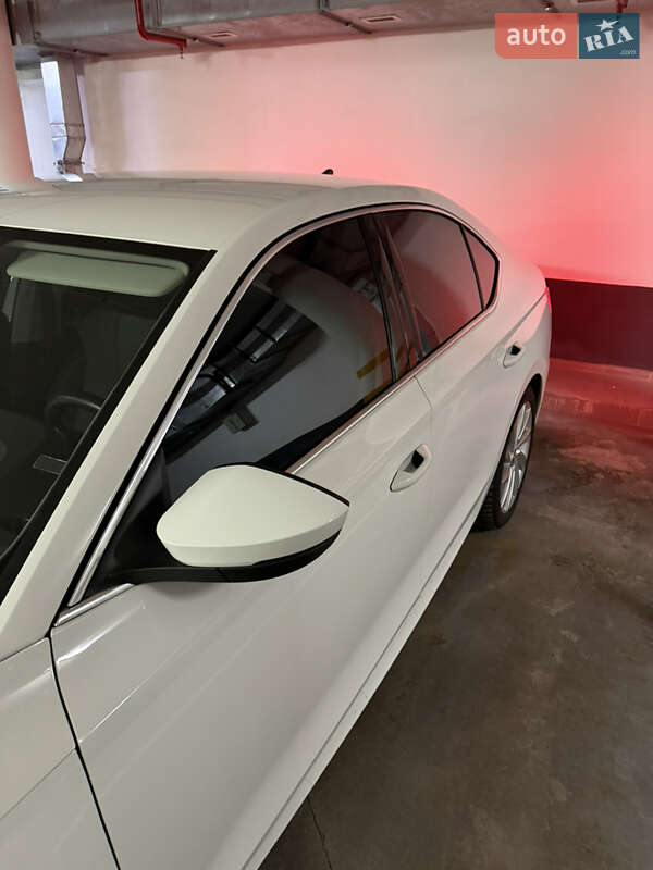 Лифтбек Skoda Octavia 2021 в Харькове