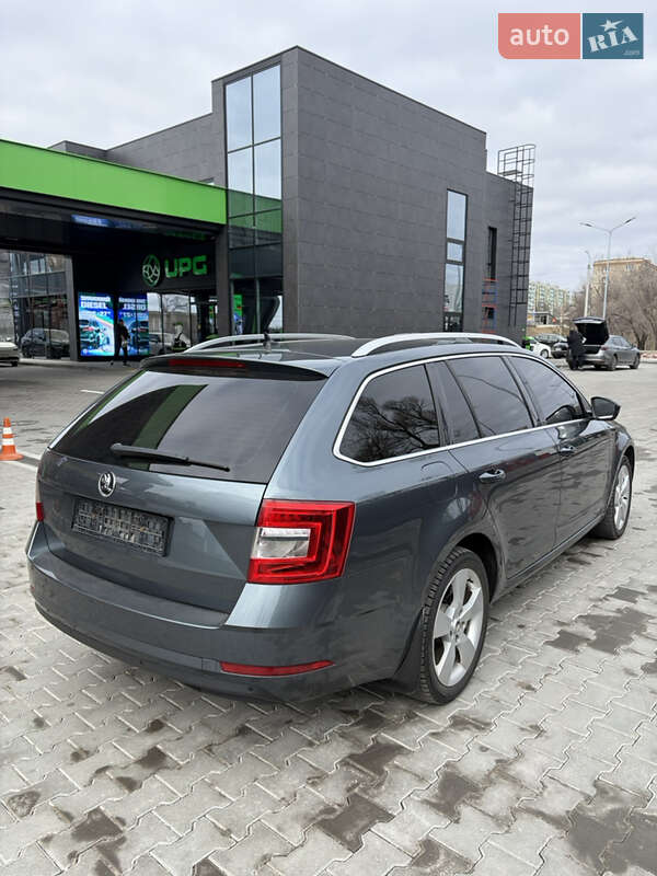 Универсал Skoda Octavia 2019 в Днепре