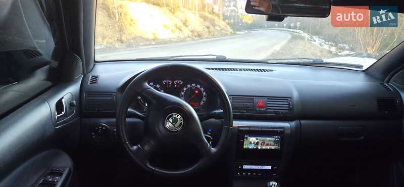 Лифтбек Skoda Octavia 2008 в Буковеле