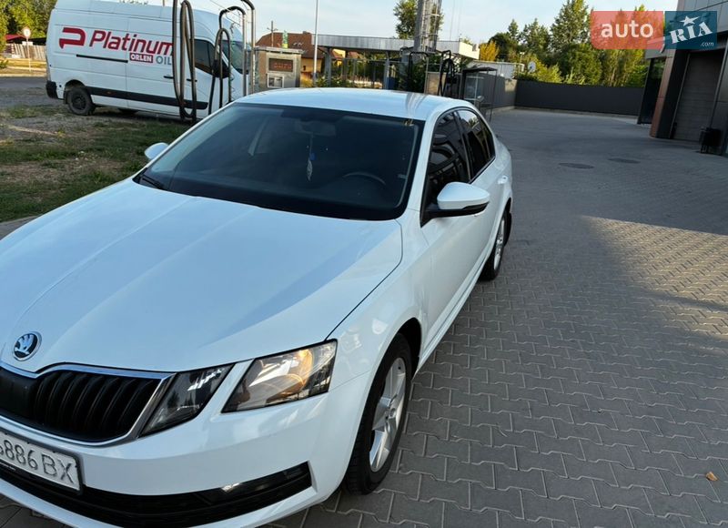 Лифтбек Skoda Octavia 2018 в Берегово