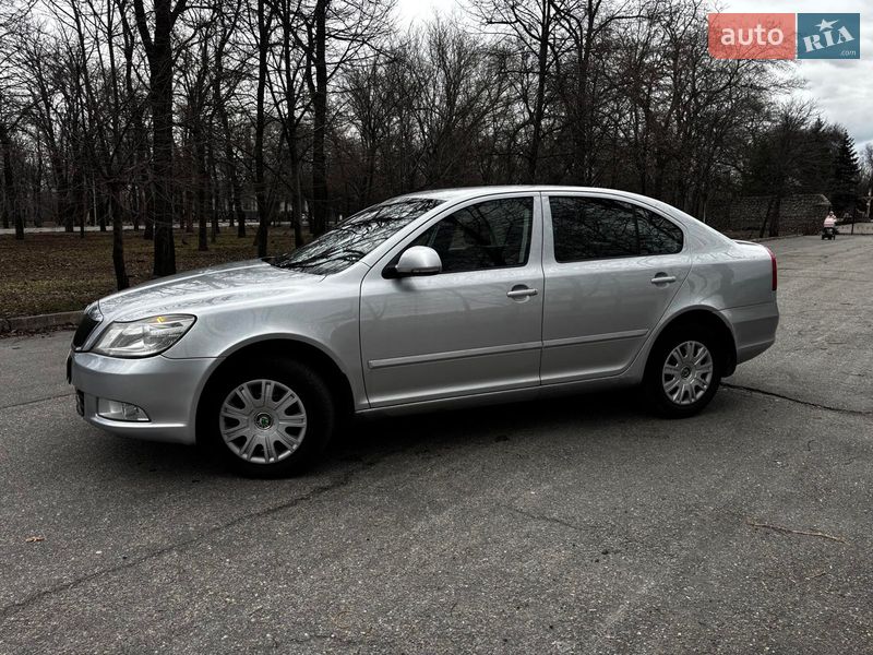 Лифтбек Skoda Octavia 2012 в Запорожье