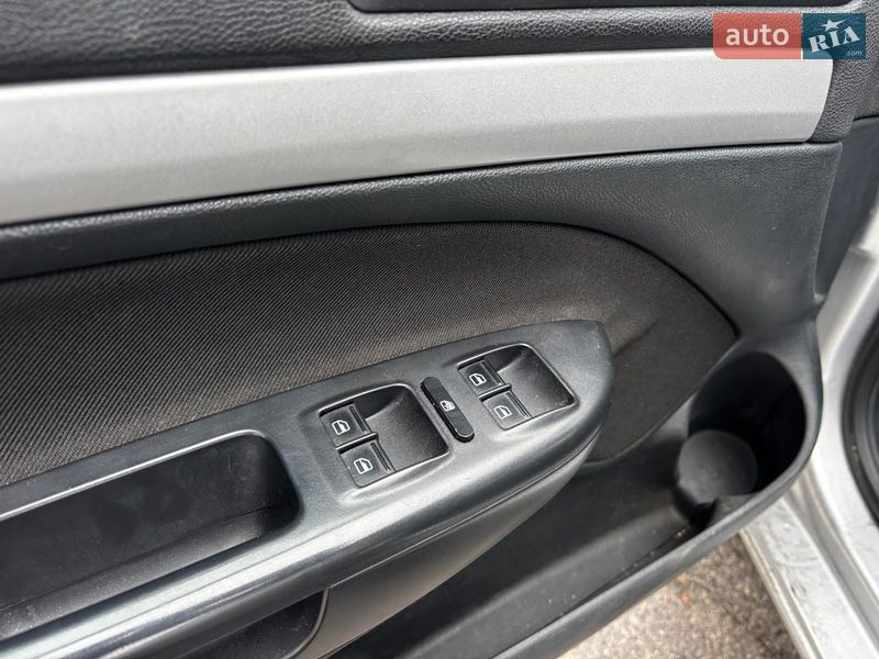 Лифтбек Skoda Octavia 2012 в Запорожье