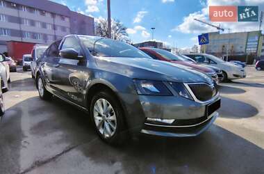 Лифтбек Skoda Octavia 2018 в Львове