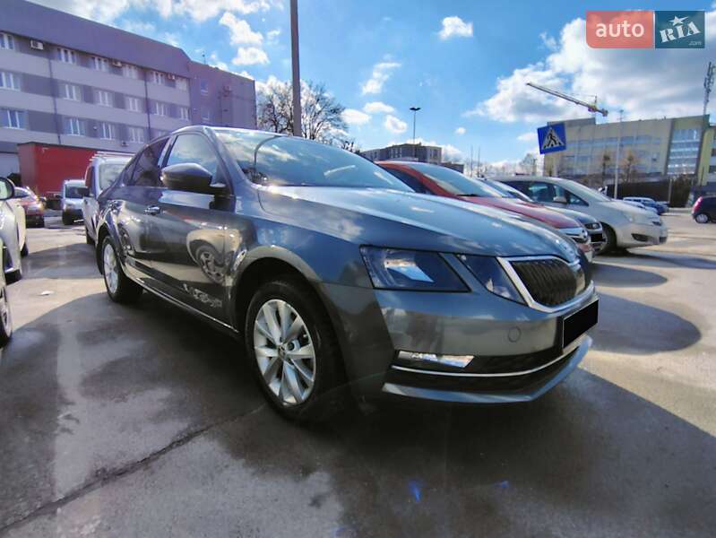 Лифтбек Skoda Octavia 2018 в Львове