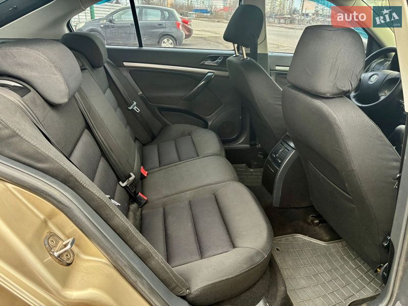 Лифтбек Skoda Octavia 2006 в Полтаве