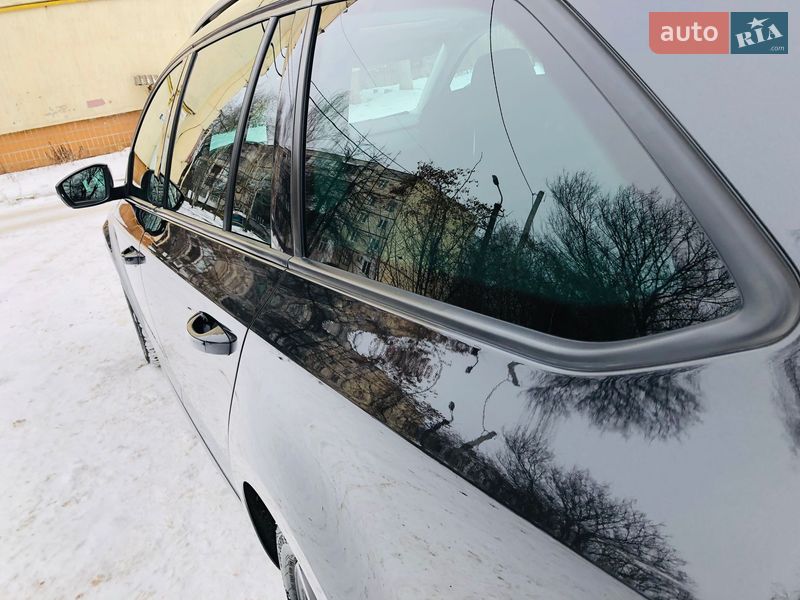 Универсал Skoda Octavia 2015 в Коростене