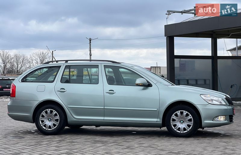 Универсал Skoda Octavia 2010 в Лубнах
