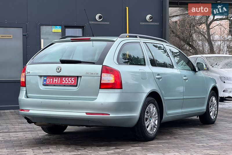 Универсал Skoda Octavia 2010 в Лубнах