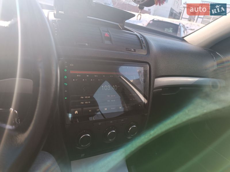 Лифтбек Skoda Octavia 2010 в Сумах