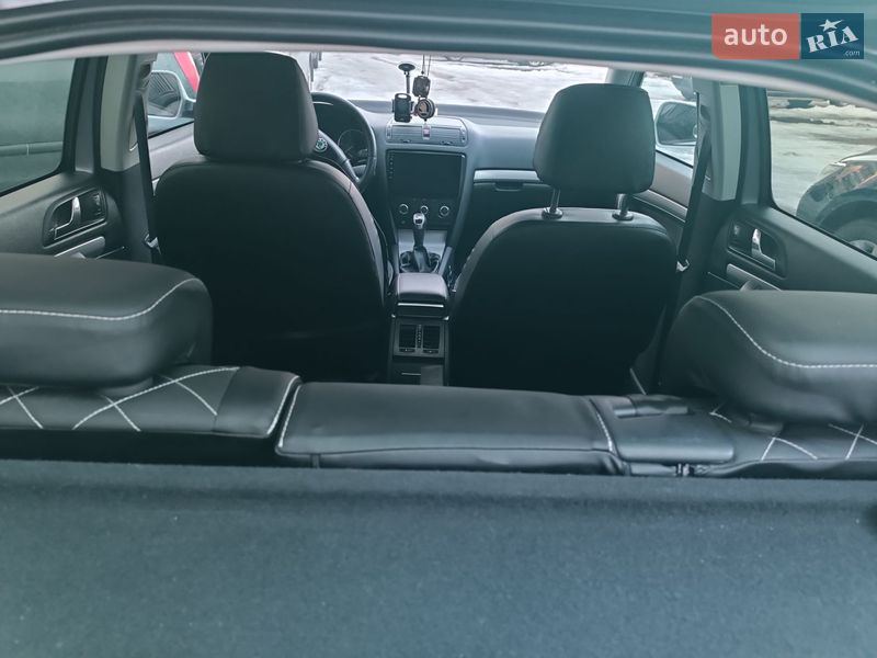 Лифтбек Skoda Octavia 2010 в Сумах