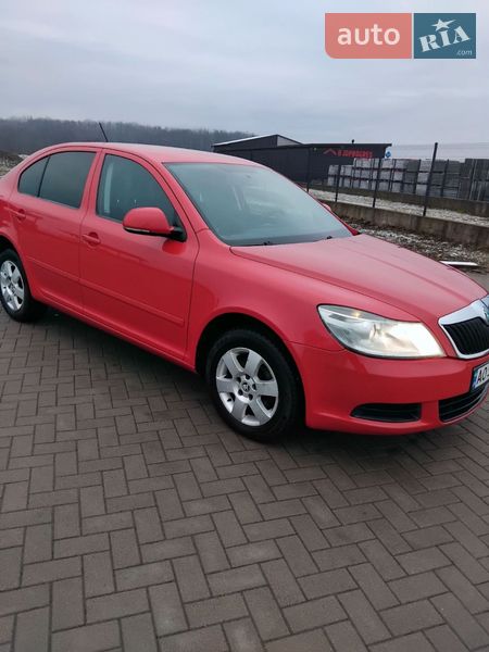 Лифтбек Skoda Octavia 2012 в Тячеве