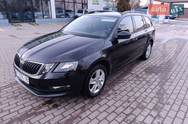 Универсал Skoda Octavia 2017 в Ивано-Франковске