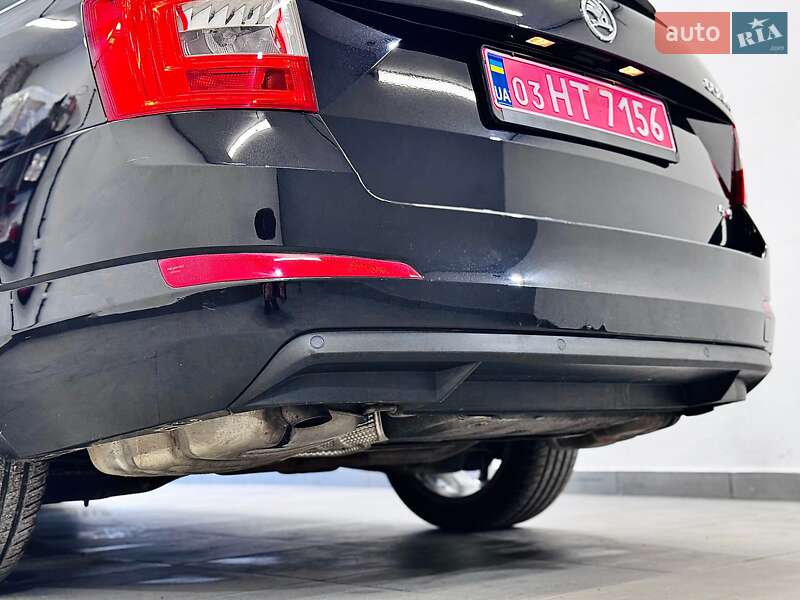 Универсал Skoda Octavia 2013 в Стрые