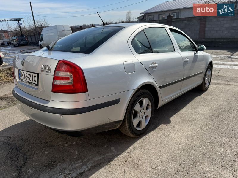 Лифтбек Skoda Octavia 2005 в Ровно