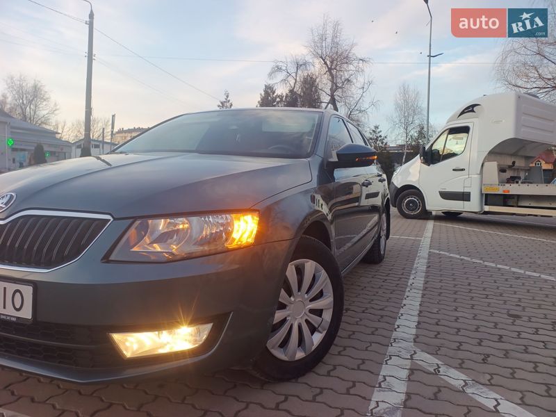 Универсал Skoda Octavia 2016 в Дрогобыче