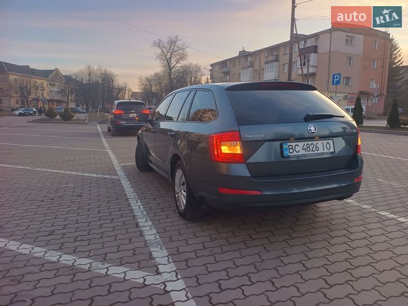 Универсал Skoda Octavia 2016 в Дрогобыче