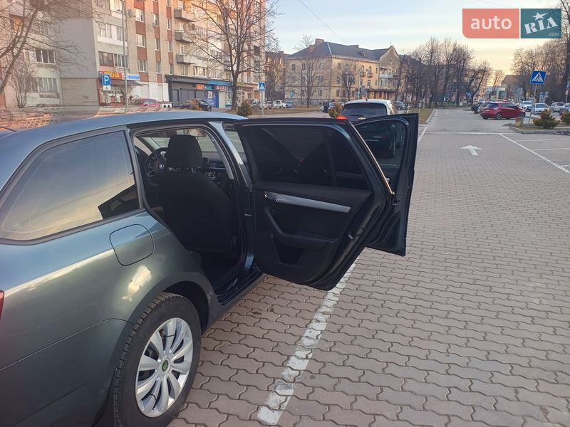 Универсал Skoda Octavia 2016 в Дрогобыче