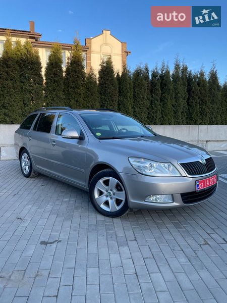 Универсал Skoda Octavia 2013 в Ровно