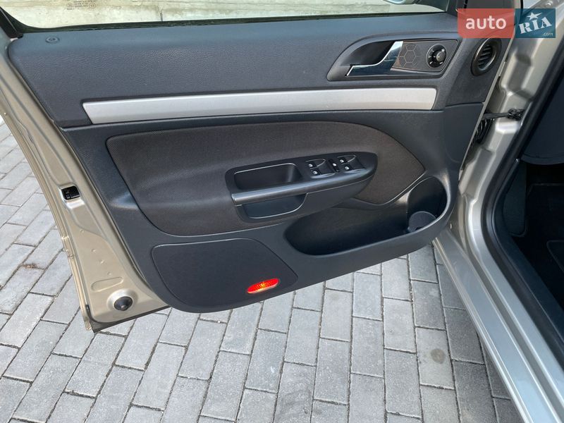 Универсал Skoda Octavia 2013 в Ровно