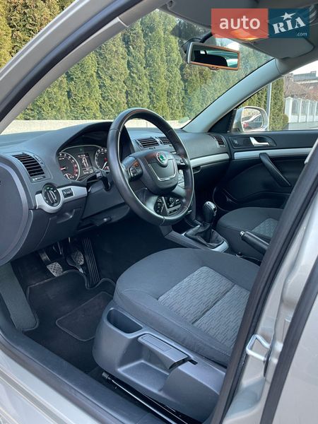 Универсал Skoda Octavia 2013 в Ровно