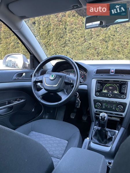 Универсал Skoda Octavia 2013 в Ровно