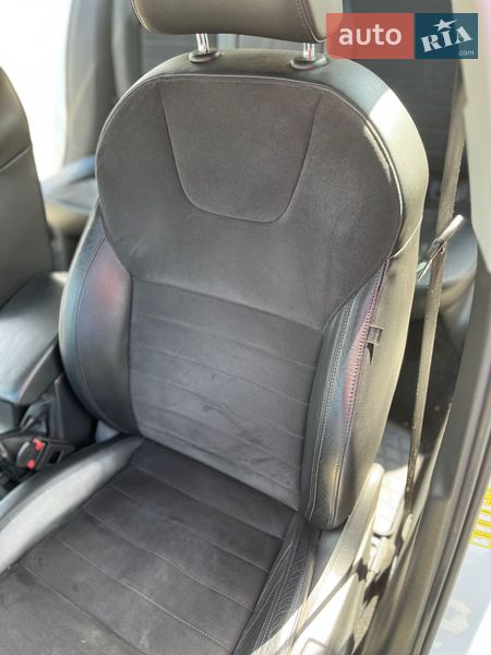 Универсал Skoda Octavia 2016 в Ровно