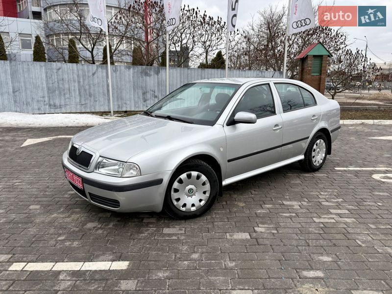 Лифтбек Skoda Octavia 2004 в Харькове