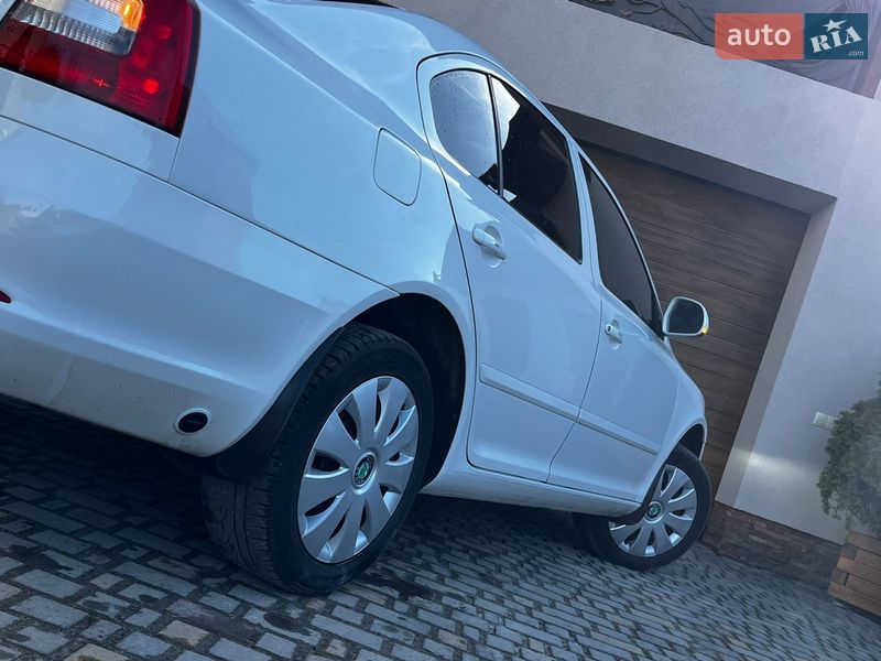 Лифтбек Skoda Octavia 2012 в Дрогобыче