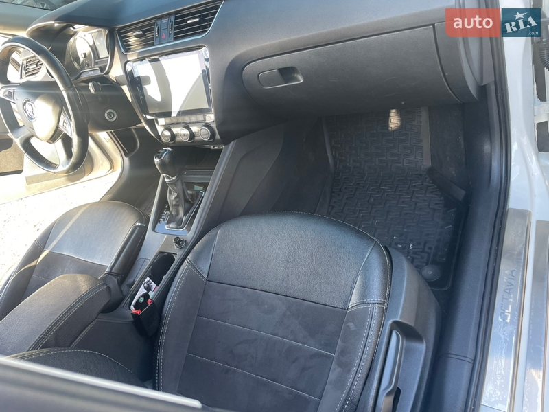 Универсал Skoda Octavia 2014 в Староконстантинове