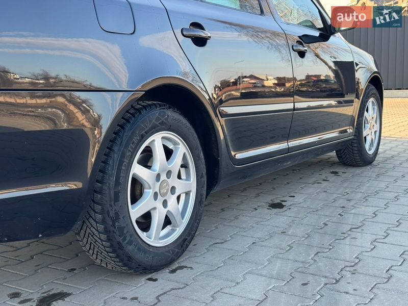 Универсал Skoda Octavia 2009 в Луцке