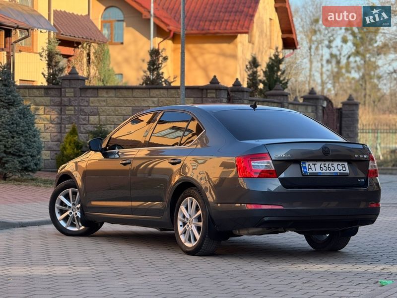 Лифтбек Skoda Octavia 2016 в Стрые