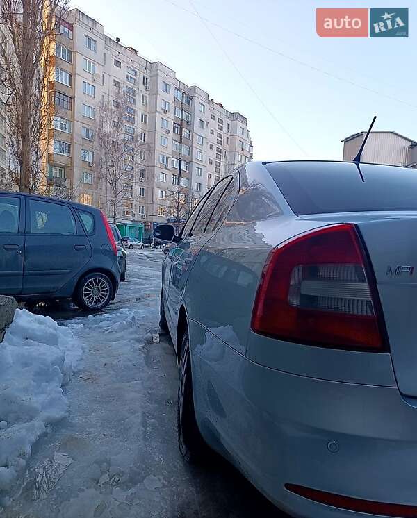 Лифтбек Skoda Octavia 2010 в Сумах