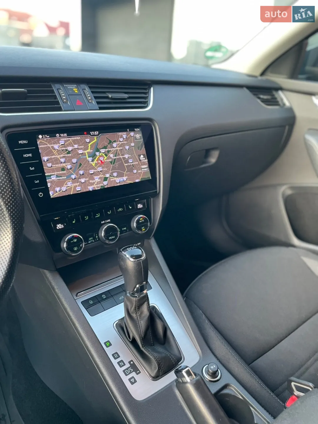 2017 Skoda Octavia - мініатюра 25