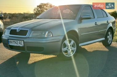 Ліфтбек Skoda Octavia 2002 в Одесі