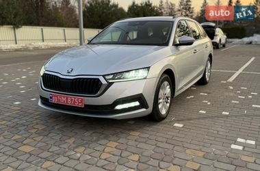 Універсал Skoda Octavia 2022 в Луцьку