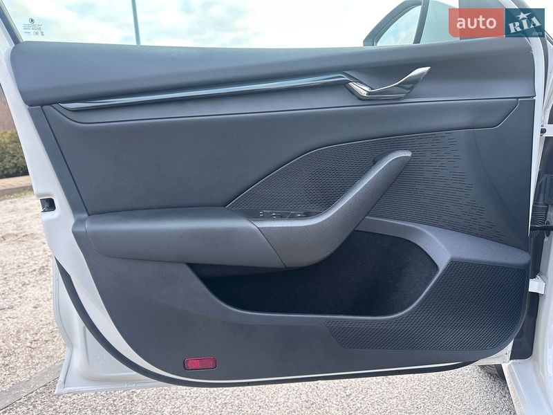 Лифтбек Skoda Octavia 2022 в Днепре