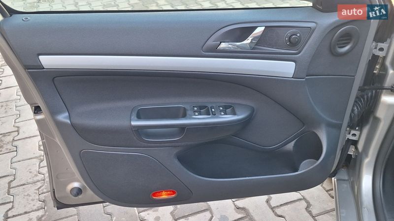 Универсал Skoda Octavia 2010 в Калуше