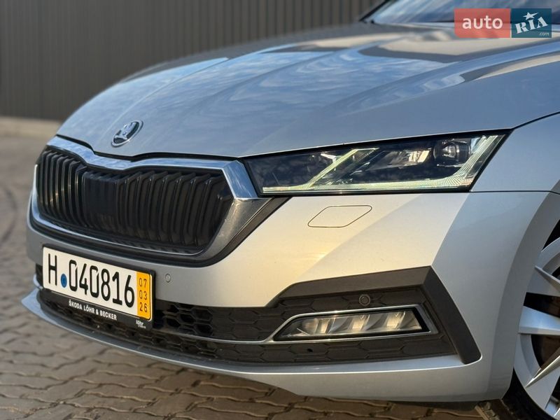Универсал Skoda Octavia 2021 в Львове