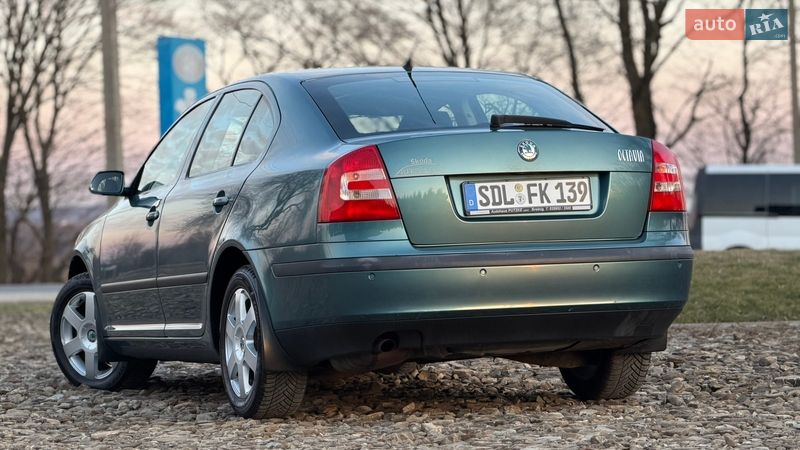 Лифтбек Skoda Octavia 2006 в Самборе